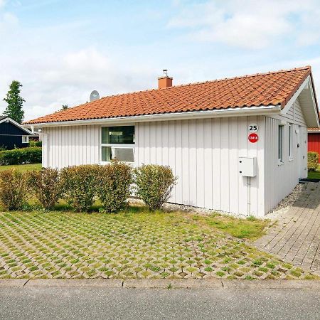 Two-Bedroom Holiday Home In Groemitz 2 Eksteriør billede